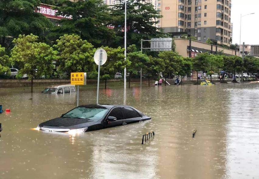 事故車和泡水車哪個危害大_車成泡水車損失多少_事故車泡水車是什么意思